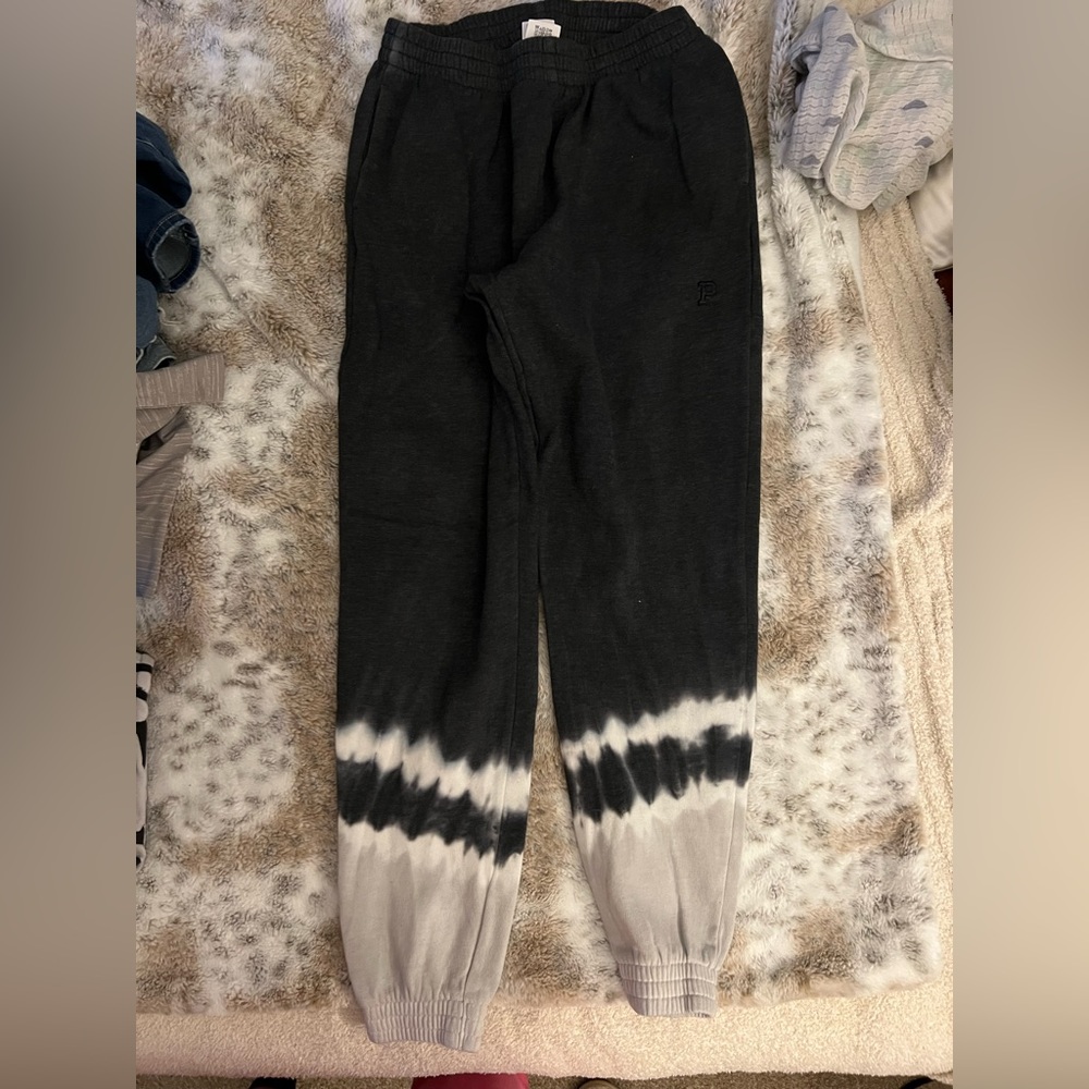 VS SWEATS ! Sz SM !